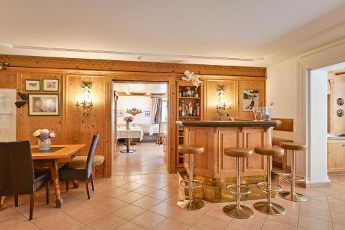 加尼苏西尔瓦酒店 加尼苏西尔瓦酒店