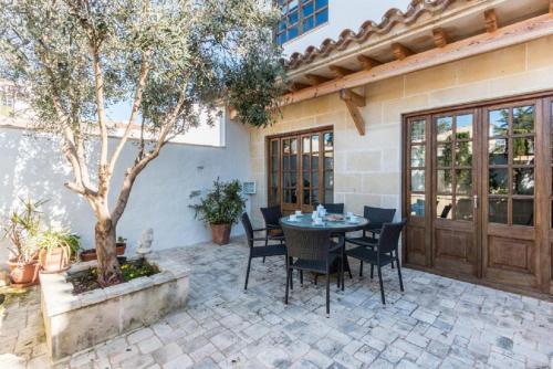  Casa Joselito with Pooltable in Sant Lluis