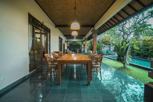 Two-Bedroom Villa image 1