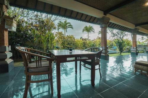 Two-Bedroom Villa image 9