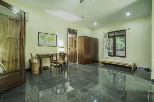 Two-Bedroom Villa image 8