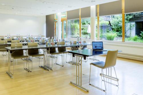 Hotel Kreuz Lenk - image 3