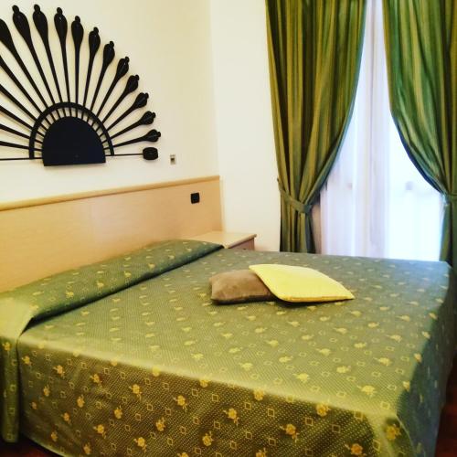 2 twin beds