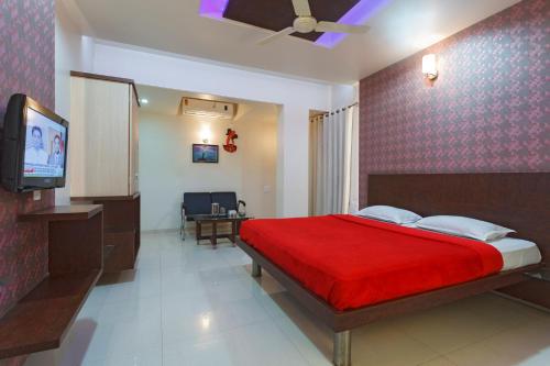 Hotel Vrindavan Deluxe Kolhapur