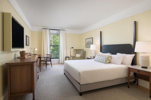 The Williams Inn in Williamstown, USA
