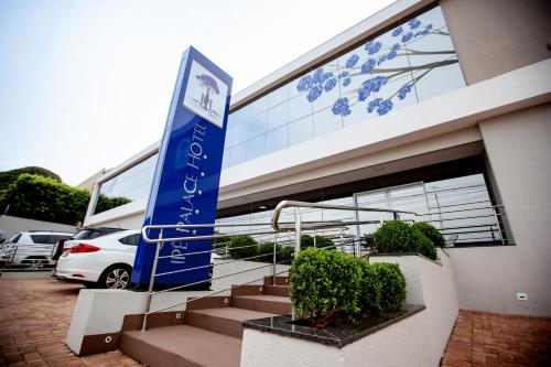 Exterior view of Ipe Palace Hotel