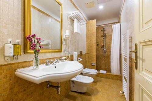 Myo Hotel Caruso - image 4