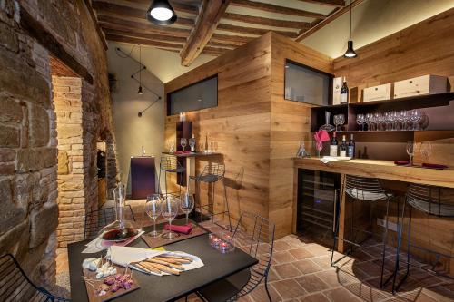 Il Cortile di San Michele – Guarene, NY