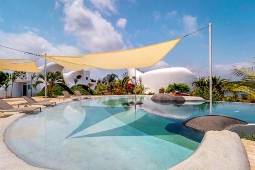 Seahorse @ Swan Villas in Maya Beach