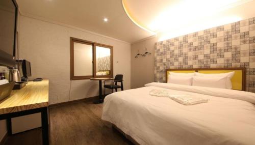 albero hotel bogor jalan lbc bogor indonesia id 16730 villa laura resort contrada trappeto rodi mil