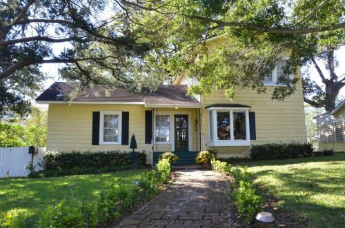 ทางเข้า, The Lakehouse on Clear Lake in ซีบรูค (TX)
