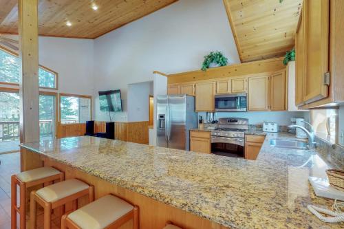 Fawn Lodge