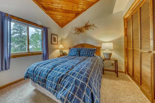 Aoki Michi Cabin - main image