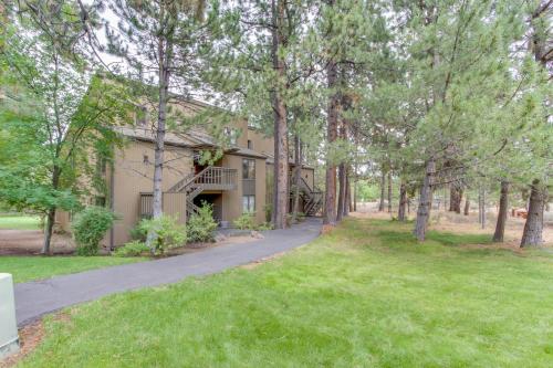 Mt Bachelor Village Ski House #244 - image 7