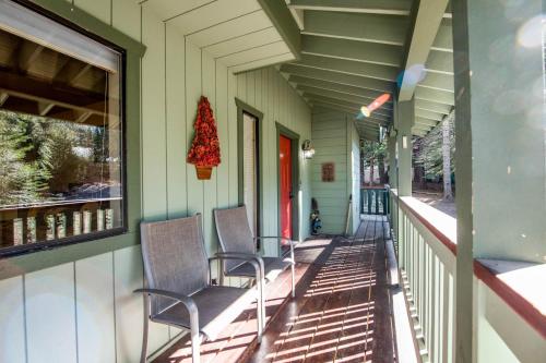 Paw's Cabin in Shaver Lake (CA)