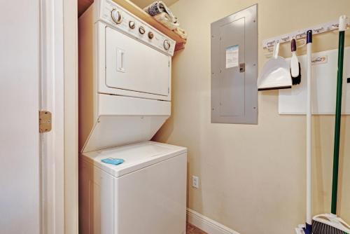 Sterling Breeze 1703 - image 4