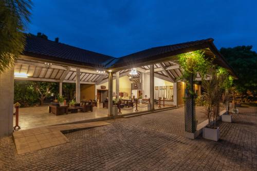 Entrance, Amethyst Resort Passikudah in Pasikuda