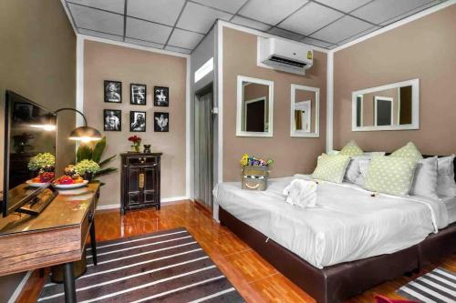#1 cozy boutique Studio in Rawai with Pool and facility access @ the #1 cozy boutique Studio in Rawai with Pool and facility access @ the HOTEL