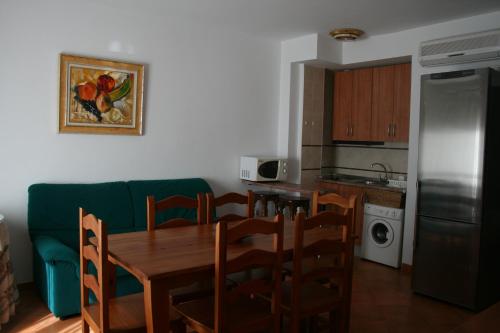 廚房, Apartamentos Mirasierra in 科托里奧斯