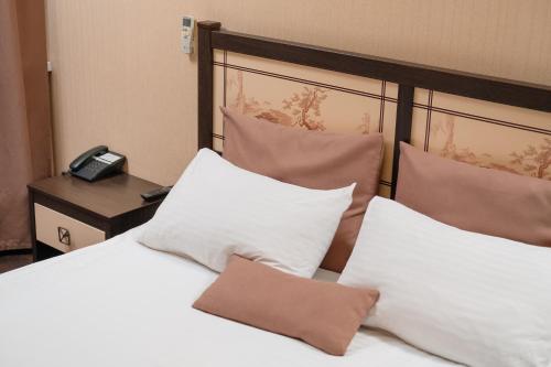Au Rooms - image 4