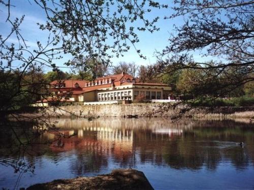 . Der Quellenhof
