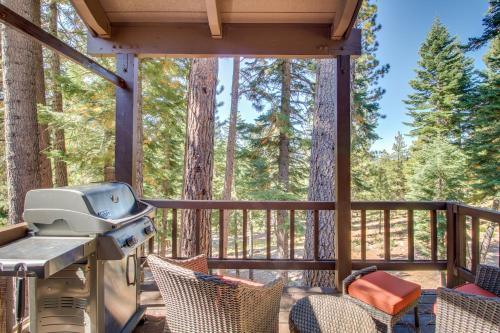 Indian Hills Hideaway - image 7