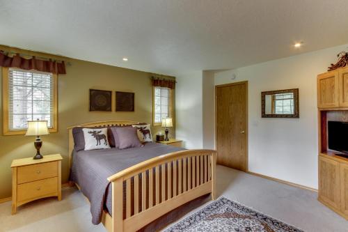 12 Whistler - image 3