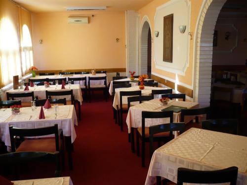 Restorāns, Motel Stara Vrba in Kursumlija