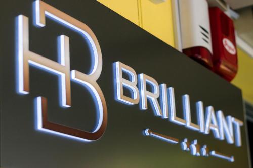 HB Brilliant - image 9
