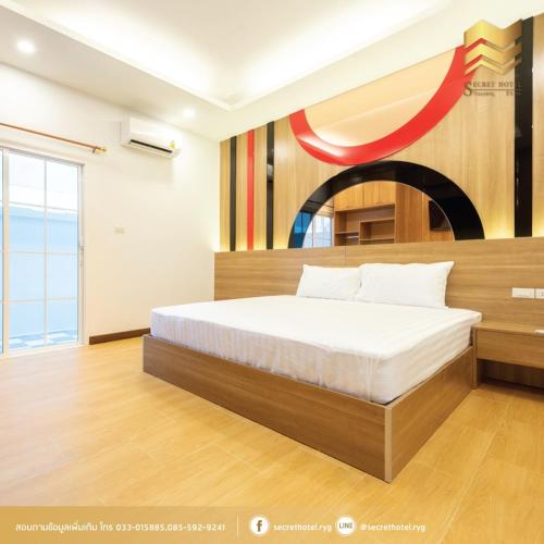 Guestroom, Secret hotel near Suan Si Mueang