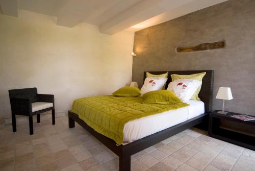 4 bedrooms, 7 beds