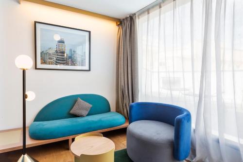 Deluxe Room with Terrace image 5