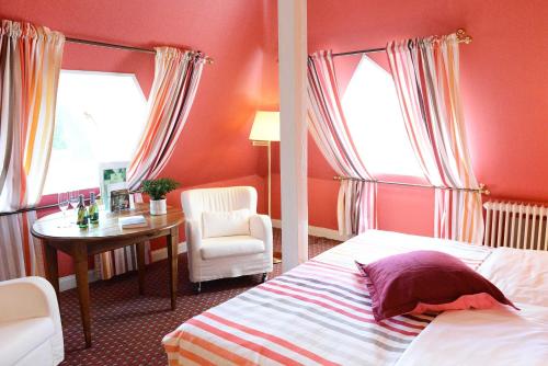 Romantik Hotel Jagdhaus Waldfrieden – Quickborn, WV
