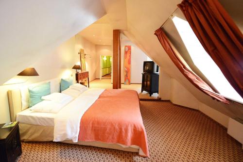 Romantik Hotel Jagdhaus Waldfrieden – Quickborn, WV