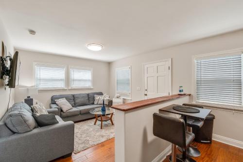 Cortez Hill Getaway - image 6