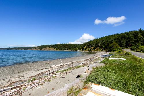 The Beach House on Lopez Island - image 5