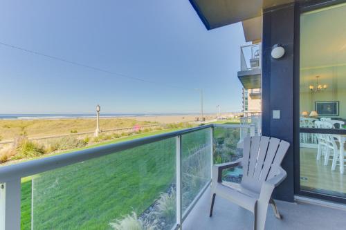 Sand & Sea: The Lewis & Clark (104) - image 4