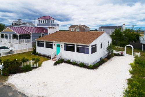 Plum Island Perfection - image 7