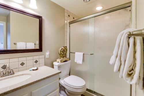 Sand & Sea: Room 308 - image 2