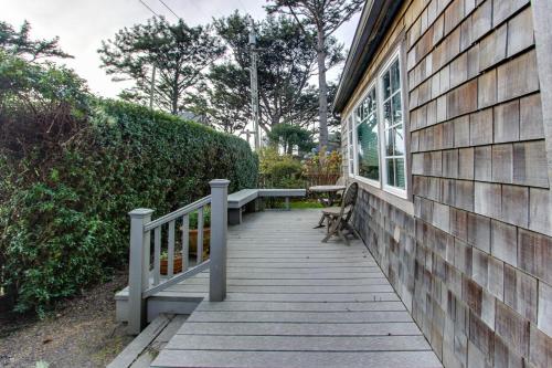 Historic Haystack Cabin - image 5