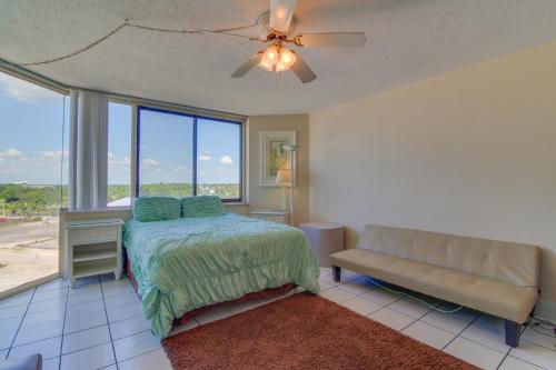 The Top of the Gulf #818 - image 8