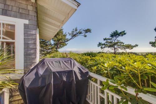 Historic Coastal Craftsman - image 4