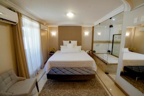 1 king bed, 1 sofa bed