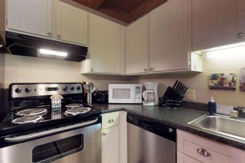 Lodgepole Landing - image 5