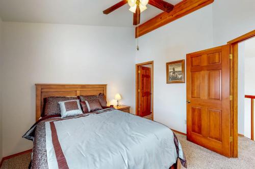 Aspen Village 116
