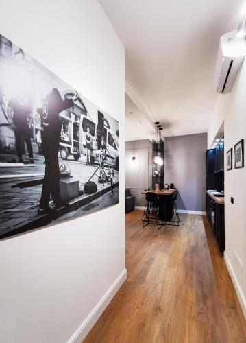 ChicLife - FLORENTIN Downtown Design Apt, Bergamo (photo 9)