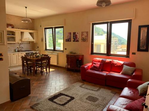  Botero Central Apartment in Capo dʼOrlando