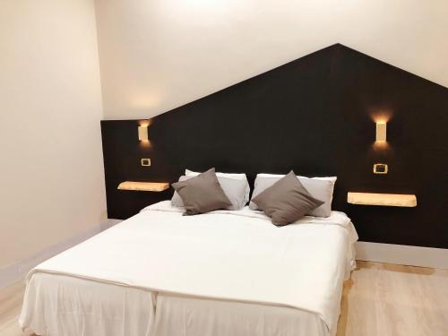 Hotel Paris Photo 2