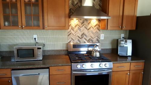 Water View Home in Bryn Mawr-Skyway