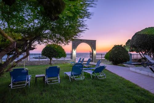 Porto Iliessa ApartHotel in Argassi